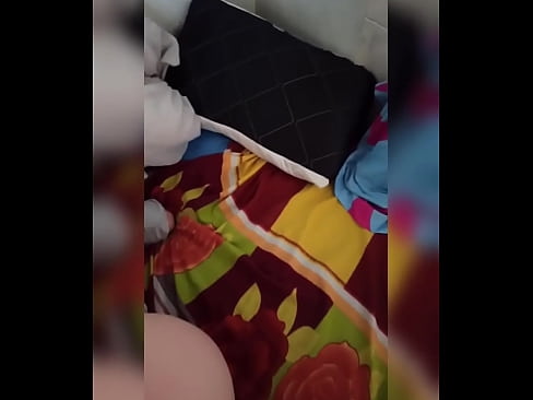 ❤️ מיין צימערמאן בלײַבט אליין אין שטוב ווייל איר מאן גייט אויף וואקאציע און איך נעם די געלעגנהייט איר צו פאקן און אנפילן איר טאָכעס מיט מילך ❤️❌ סעקס ווידעא ביי אונדז ﹏